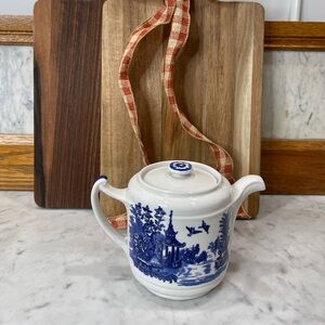 Rare Vintage Olde Alton Ware Blue and white teapot 1930s